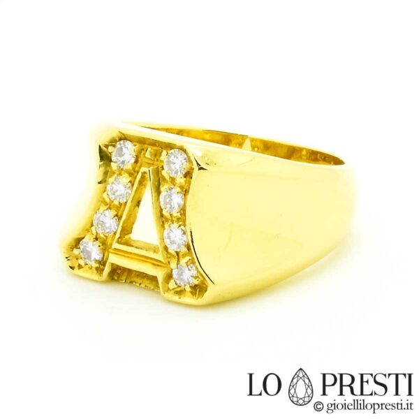 Anello Fascia Chevalier Oro Giallo 18kt Iniziale Lettera A Con Diamanti